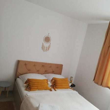 Apartament Raluca Topliţa 外观 照片