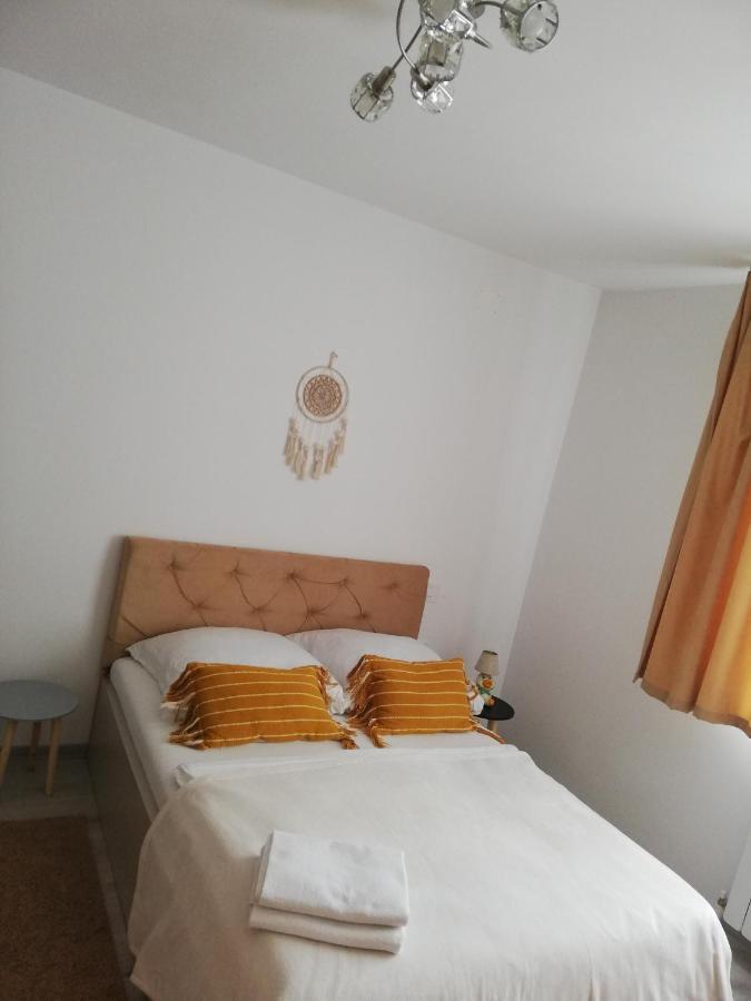 Apartament Raluca Topliţa 外观 照片